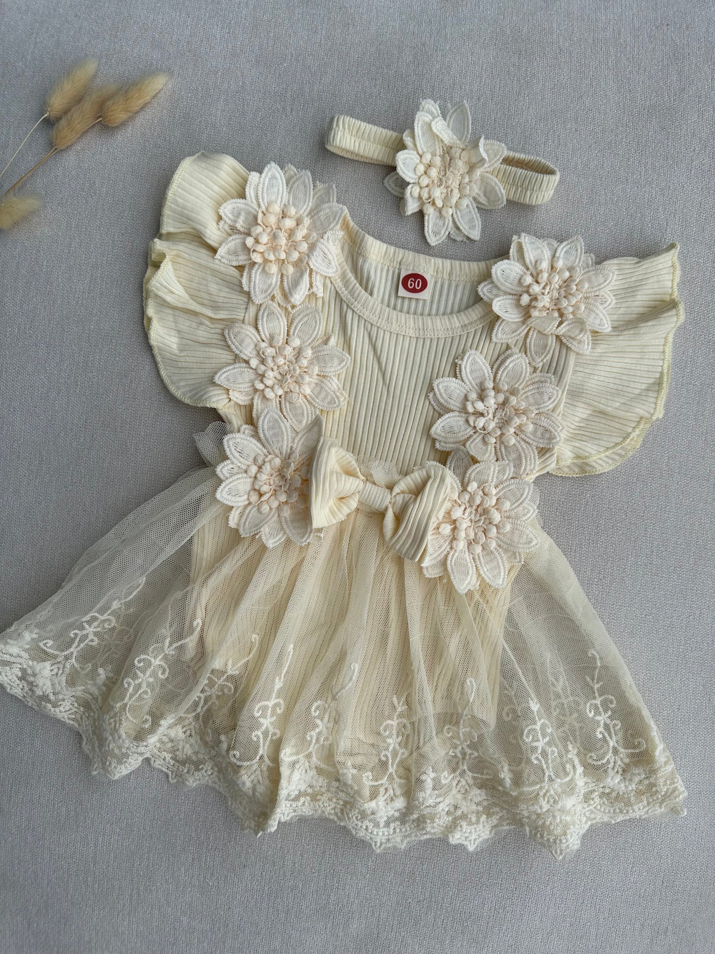 Embroidered flower romper set short style