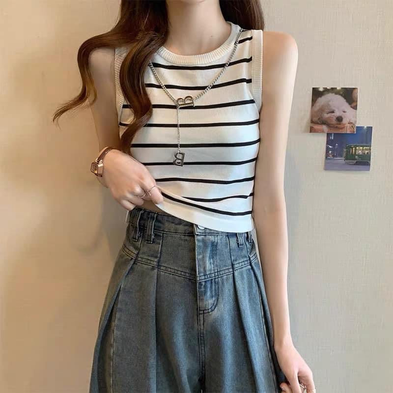 top for women with pendant