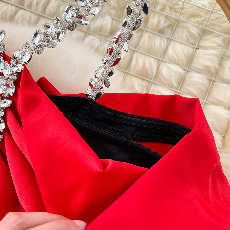 fashionable diamond chain halter bow, slim-fitting dress