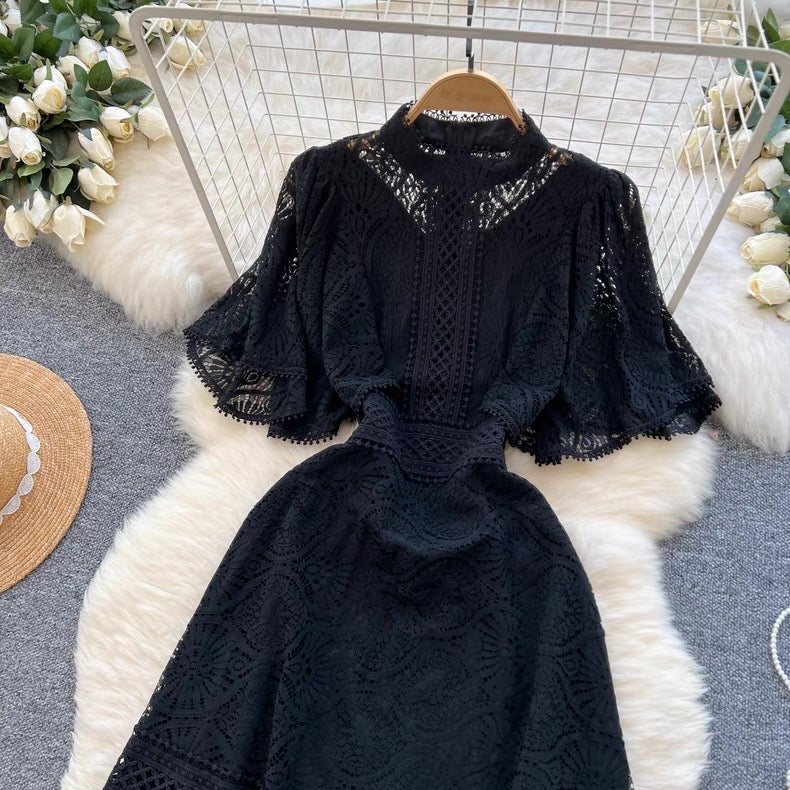 waist-cinching temperament lace dress