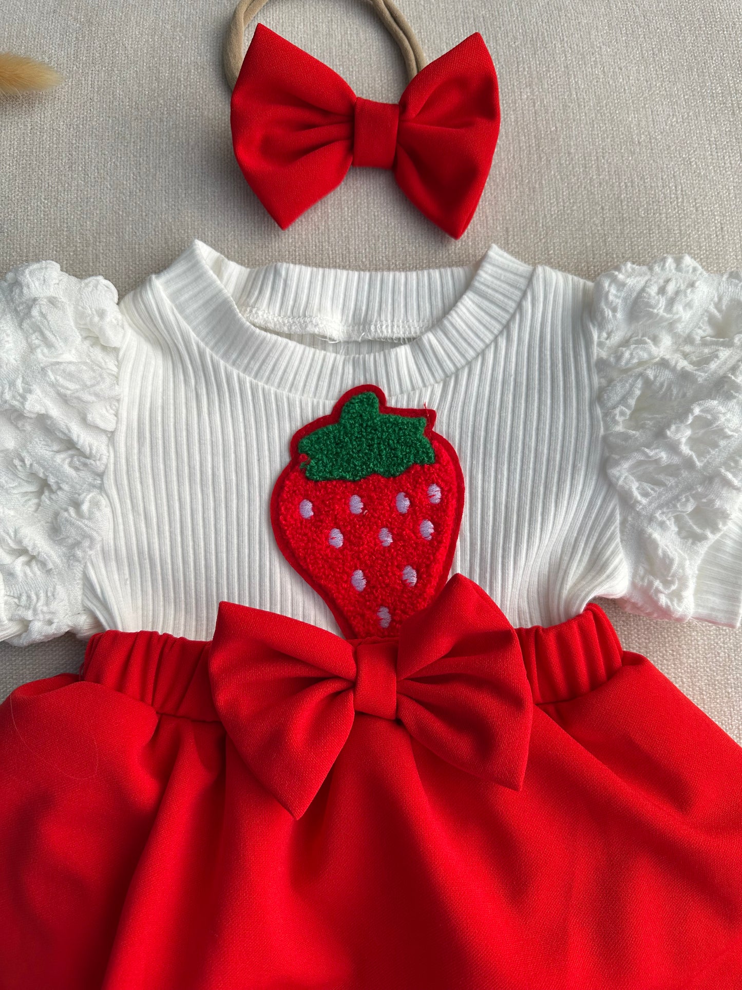 Red sweetberry