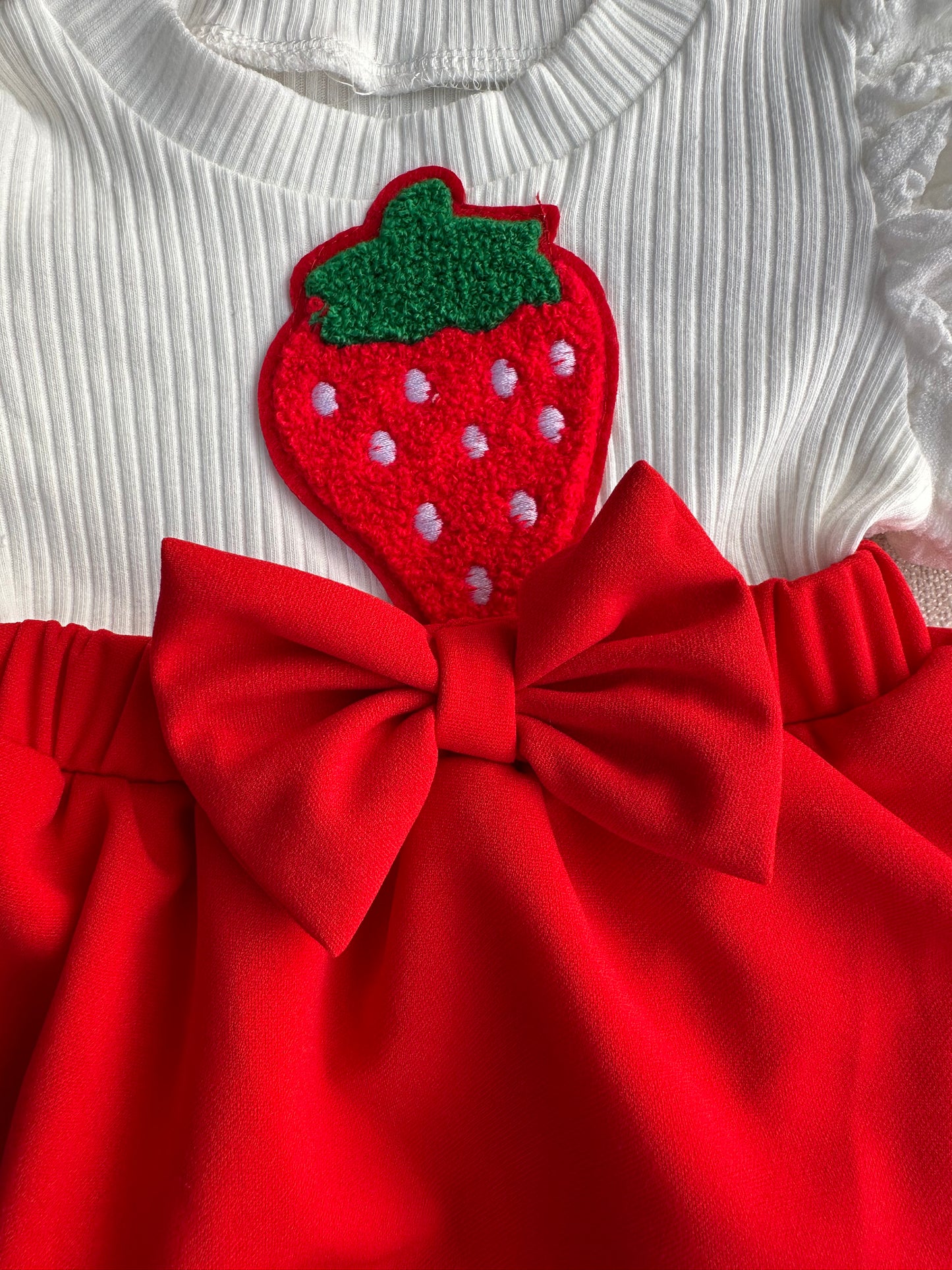 Red sweetberry