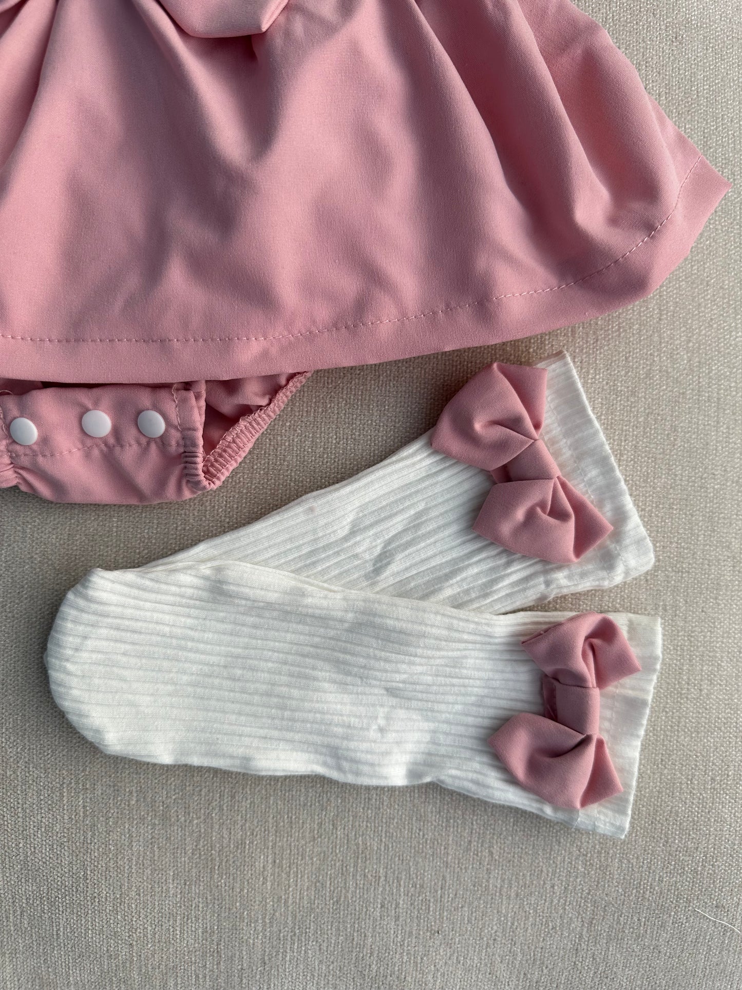 3D Cute love shape attached romper with headband & socks