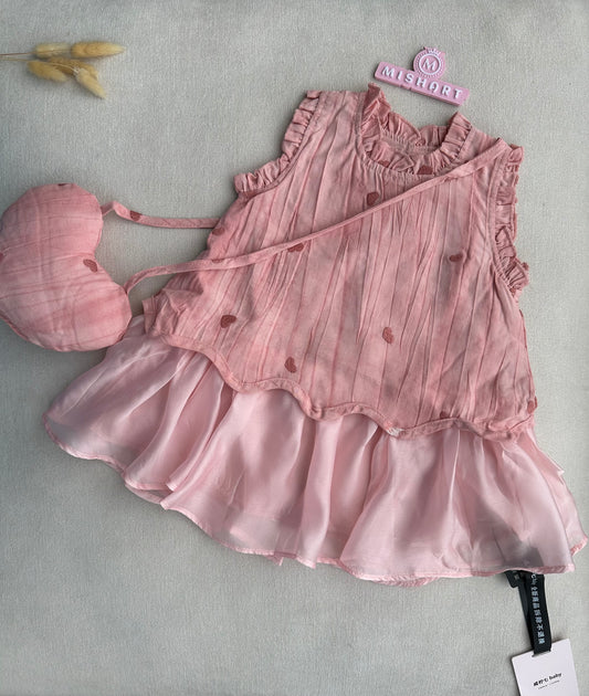 Beautiful summer dress with show bag