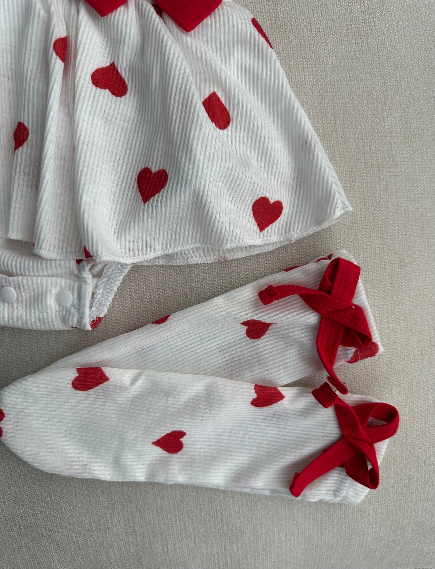 Love printed bow style romper , socks, ribbon headband
