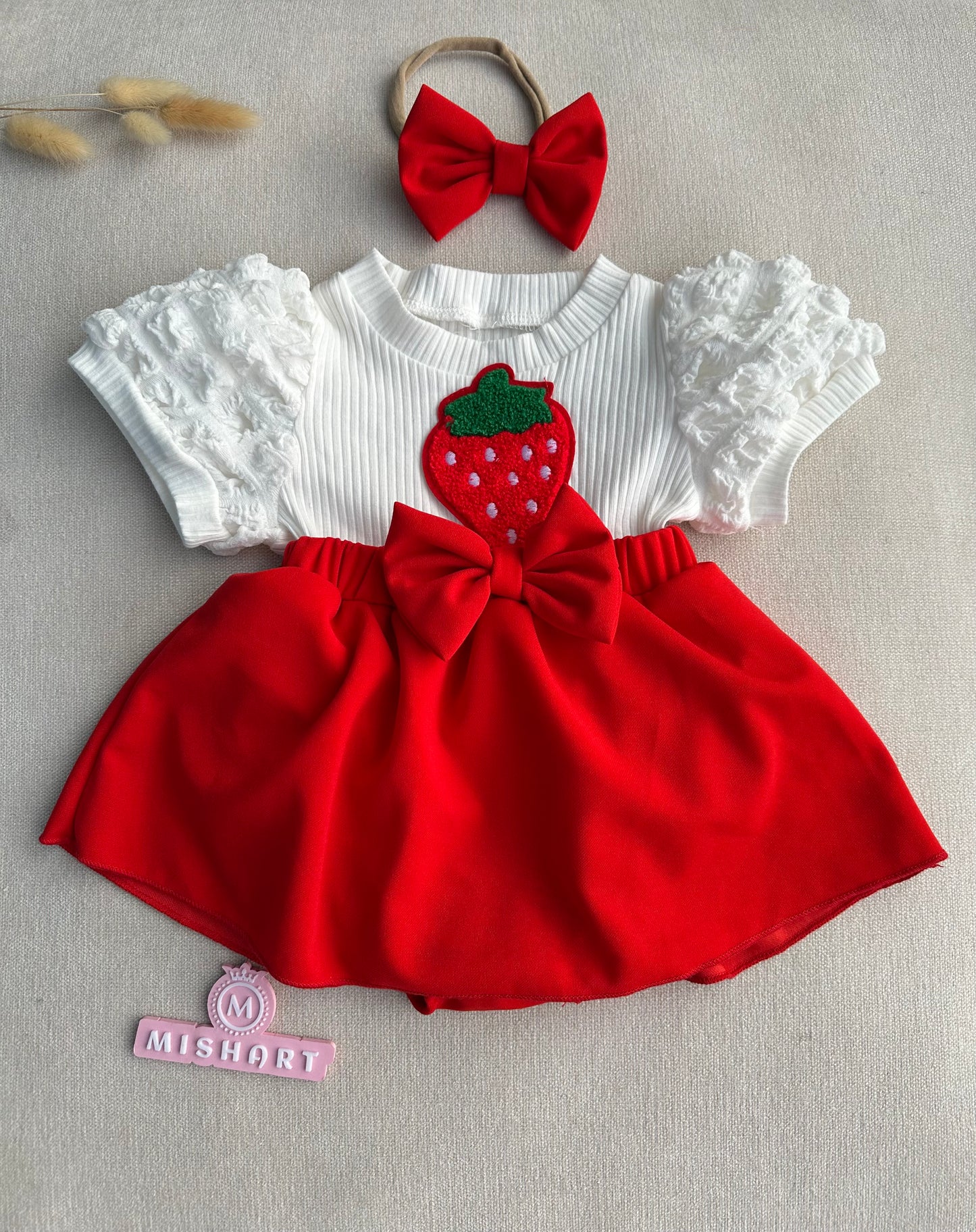 Red sweetberry