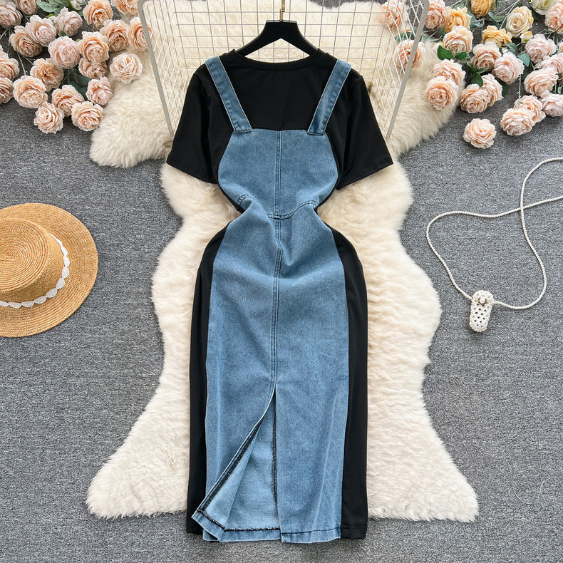 short-sleeved T-shirt with stitching denim suspender dress
