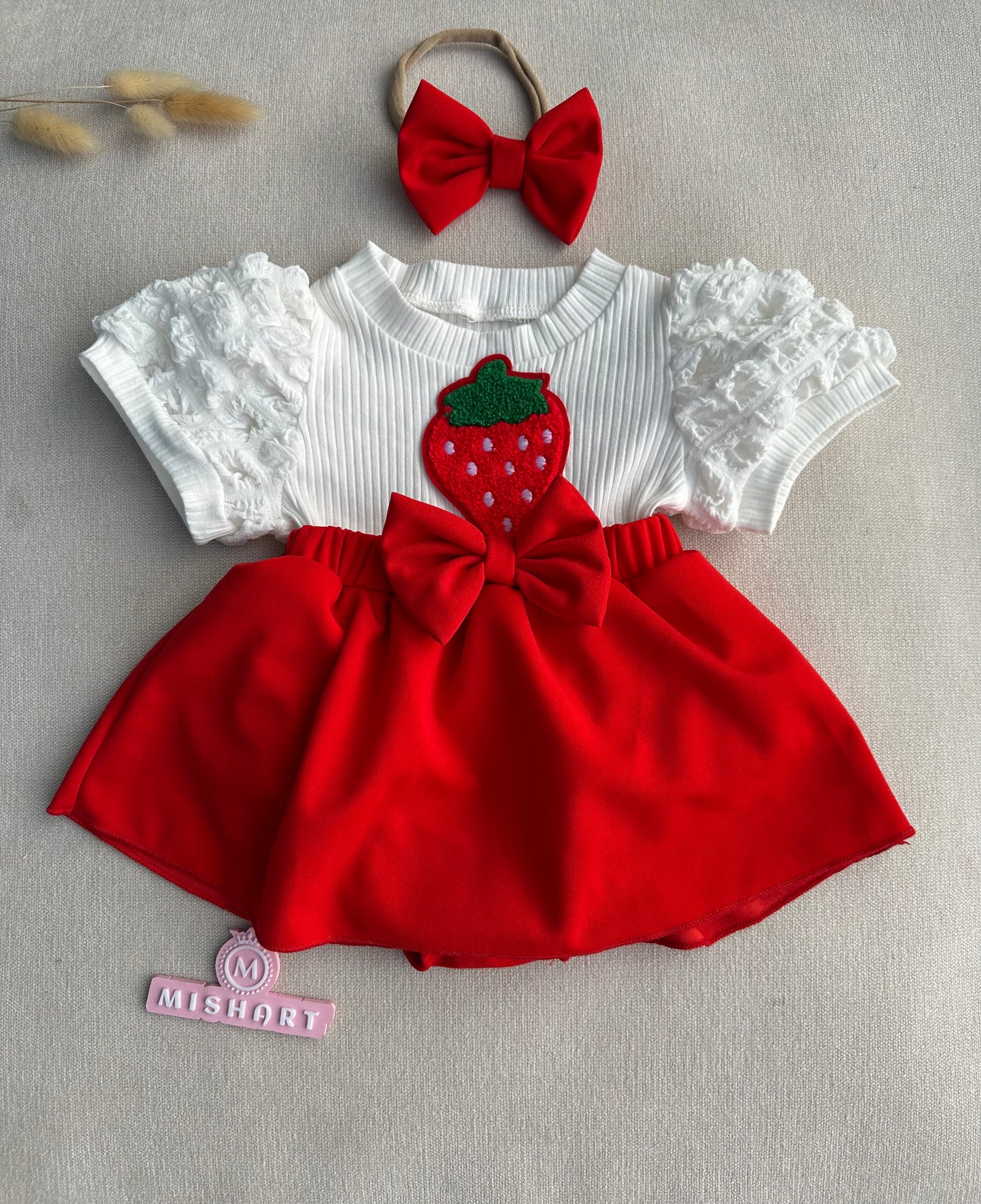 Red sweetberry