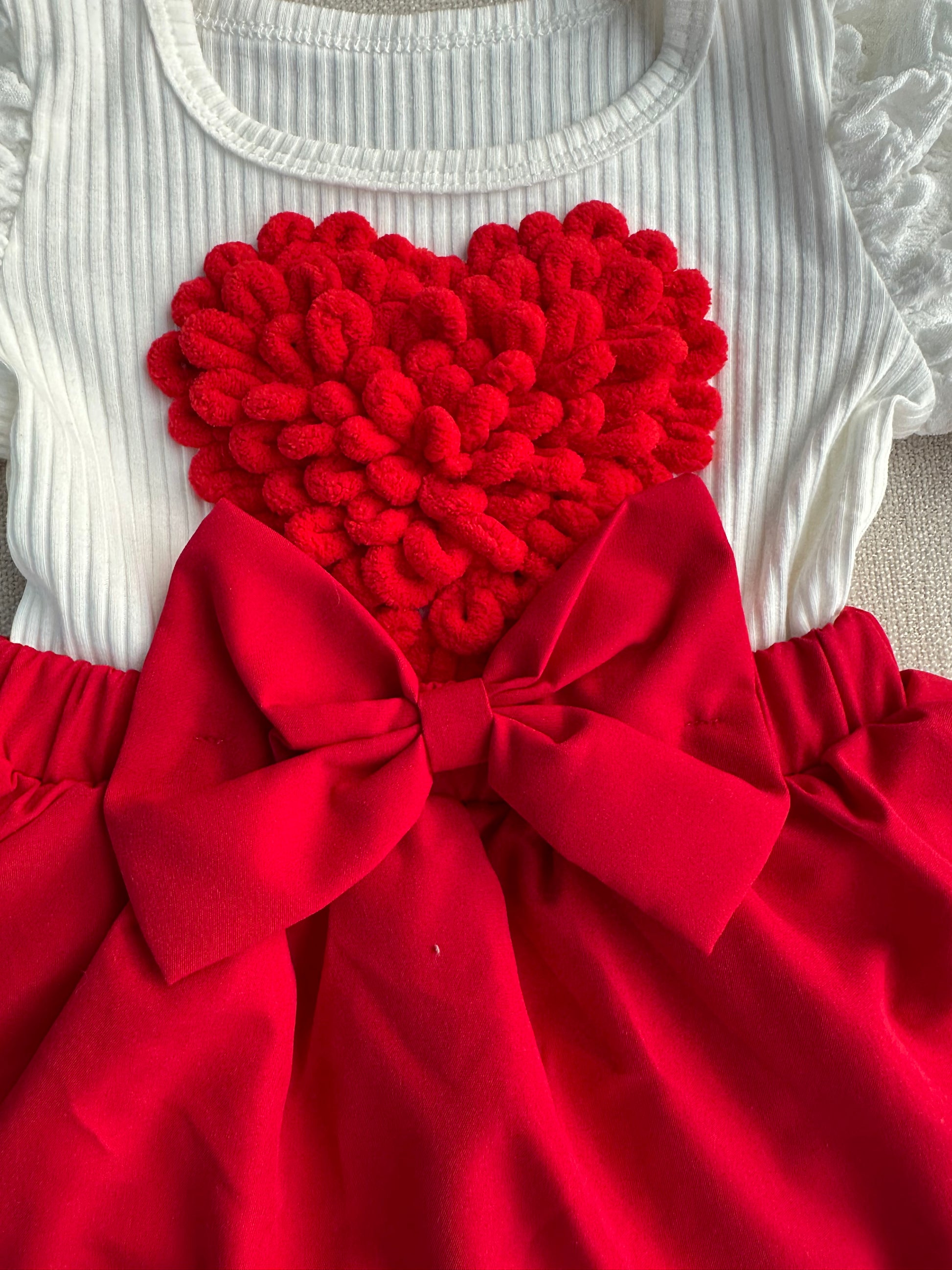 3D Cute love shape attached romper with headband & socks 4